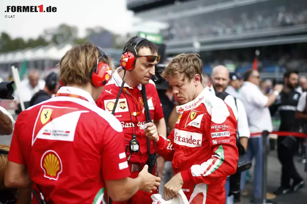 Foto zur News: Sebastian Vettel (Ferrari)