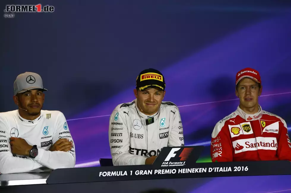 Foto zur News: Lewis Hamilton (Mercedes), Nico Rosberg (Mercedes) und Sebastian Vettel (Ferrari)