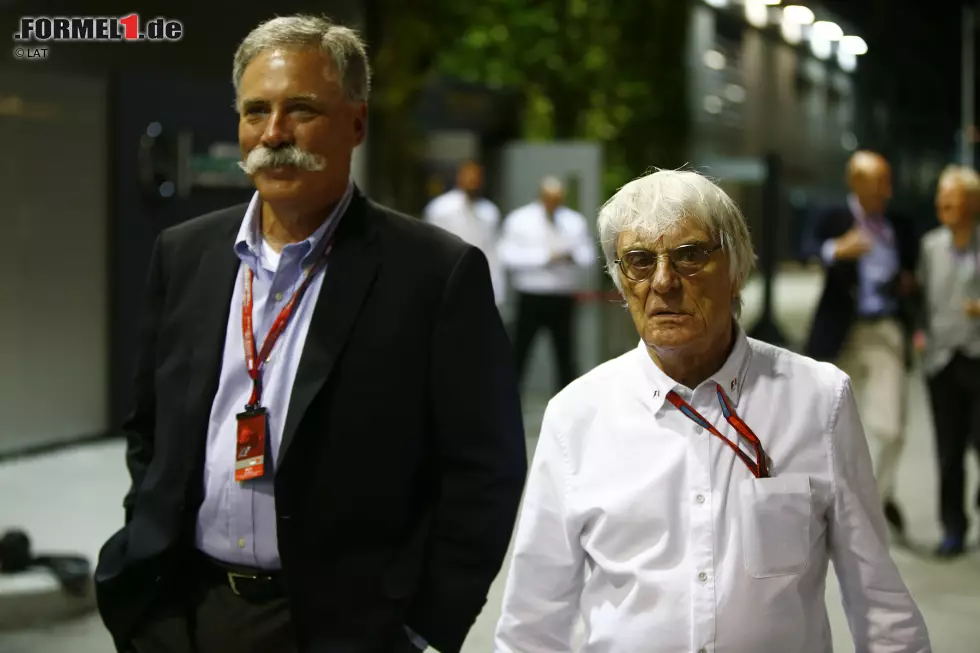 Foto zur News: Chase Carey und Bernie Ecclestone