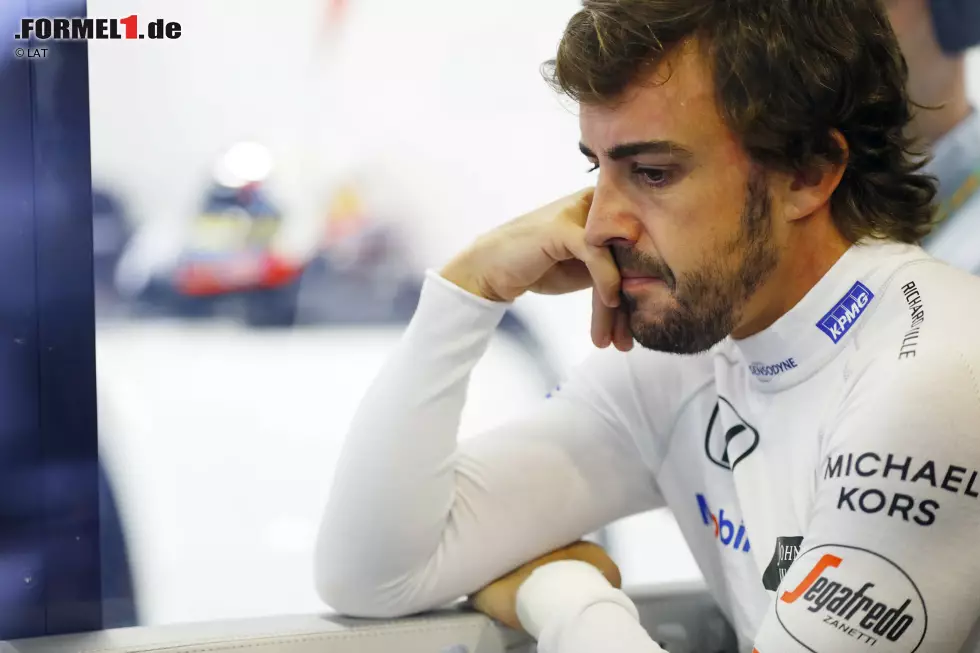 Foto zur News: Fernando Alonso (McLaren)