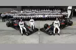 Foto zur News: Fernando Alonso (McLaren), Stoffel Vandoorne und Jenson Button (McLaren)