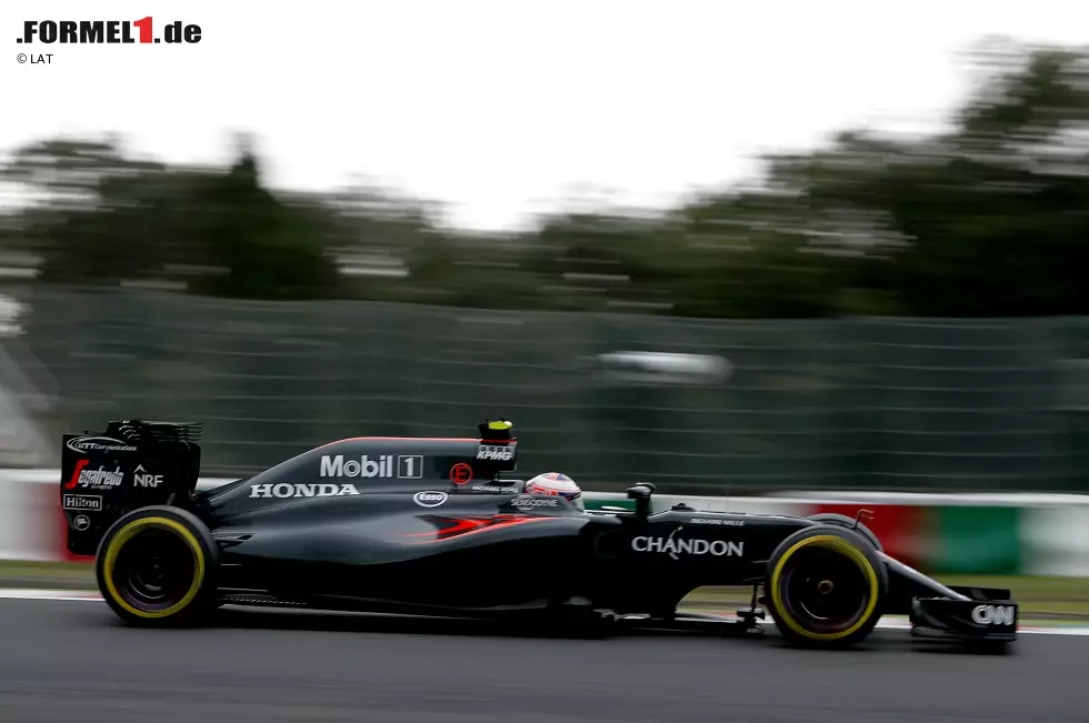 Foto zur News: Jenson Button (McLaren)