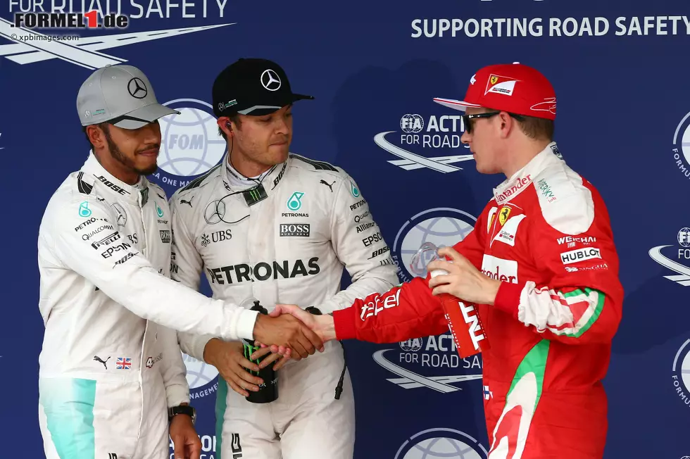 Foto zur News: Lewis Hamilton (Mercedes), Nico Rosberg (Mercedes) und Kimi Räikkönen (Ferrari)