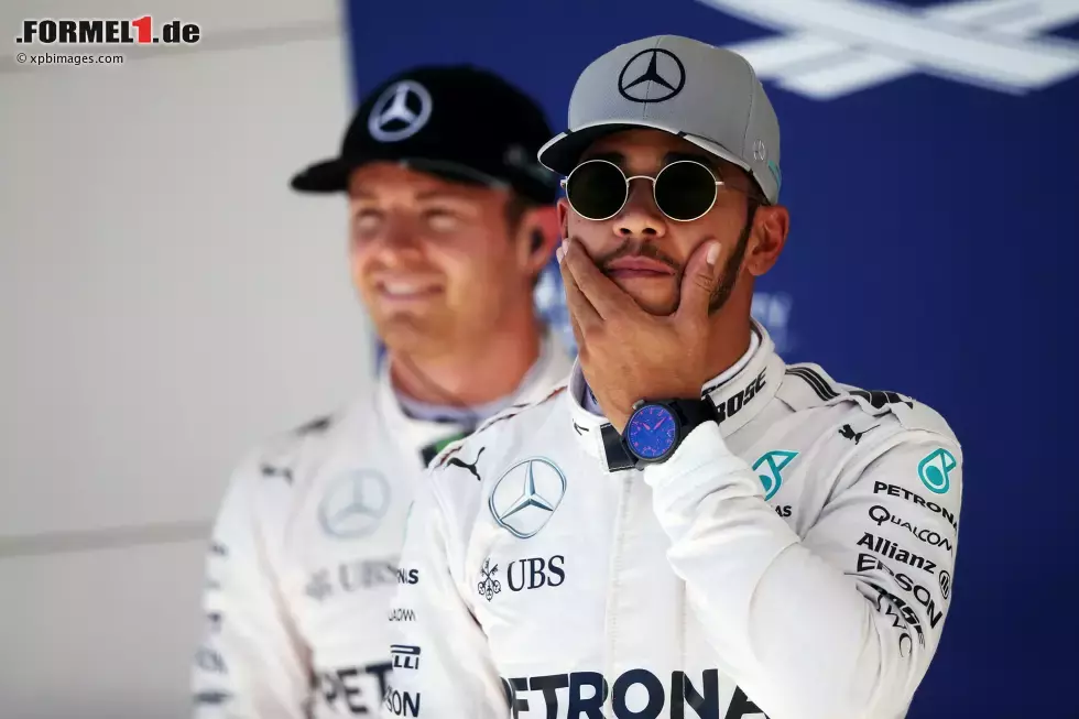 Foto zur News: Lewis Hamilton (Mercedes) und Nico Rosberg (Mercedes)