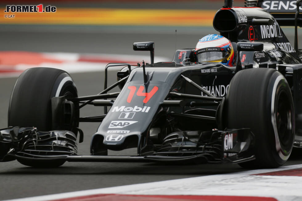 Foto zur News: Fernando Alonso (McLaren)