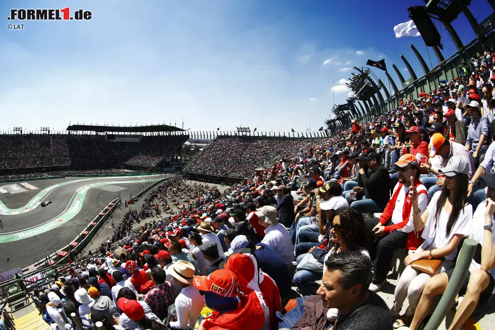 Foto zur News: Valtteri Bottas (Williams)