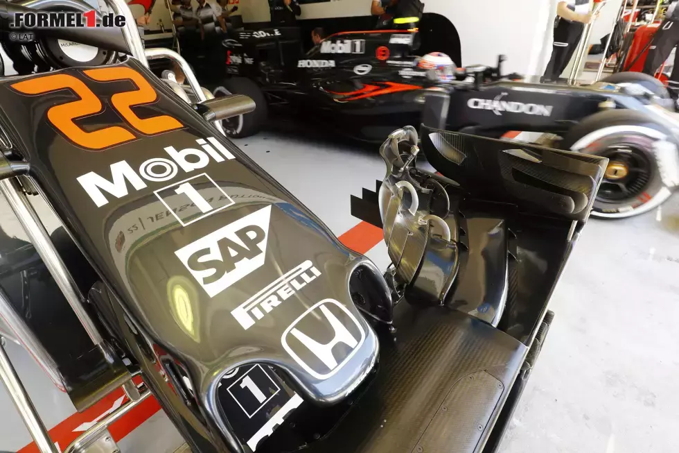 Foto zur News: Jenson Button (McLaren)