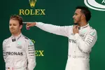 Foto zur News: Nico Rosberg (Mercedes) und Lewis Hamilton (Mercedes)