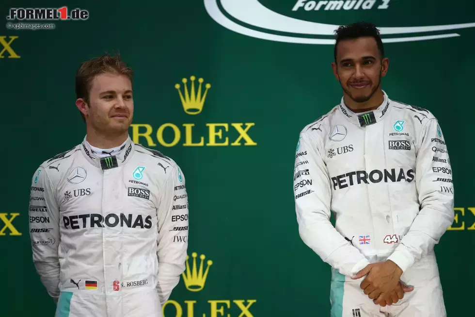 Foto zur News: Nico Rosberg (Mercedes) und Lewis Hamilton (Mercedes)