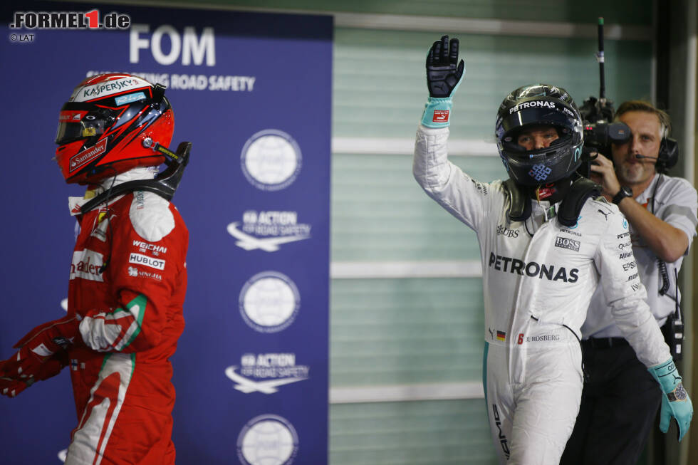 Foto zur News: Kimi Räikkönen (Ferrari) und Nico Rosberg (Mercedes)