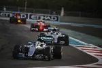 Foto zur News: Lewis Hamilton (Mercedes), Nico Rosberg (Mercedes), Kimi Räikkönen (Ferrari) und Daniel Ricciardo (Red Bull)