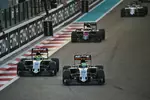 Foto zur News: Nico Hülkenberg (Force India) und Sergio Perez (Force India)