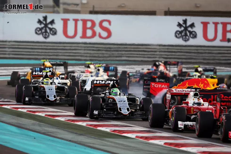 Foto zur News: Nico Hülkenberg (Force India) und Max Verstappen (Red Bull)