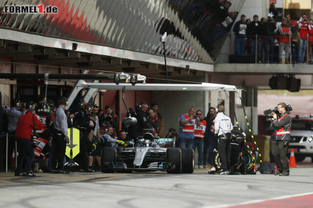 Foto zur News: Valtteri Bottas übernahm bei Mercedes am Nachmittag und fuhr eine komplette Rennsimulation inklusive Boxenstopps.