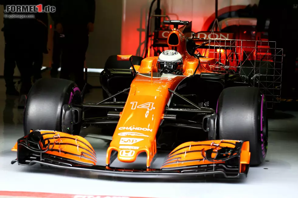 Foto zur News: Fernando Alonso (McLaren)