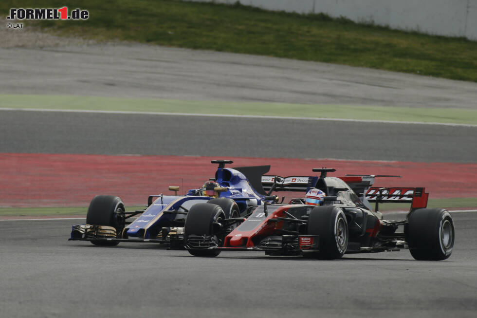 Foto zur News: Romain Grosjean (Haas) und Pascal Wehrlein (Sauber)