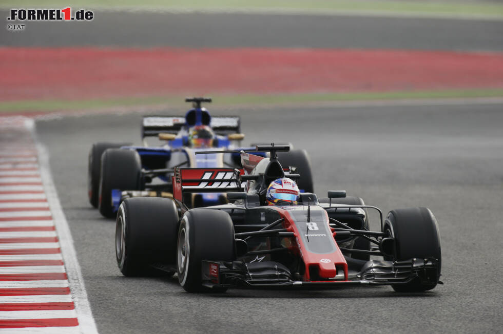 Foto zur News: Romain Grosjean (Haas) und Pascal Wehrlein (Sauber)