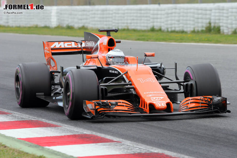 Foto zur News: Fernando Alonso (McLaren)