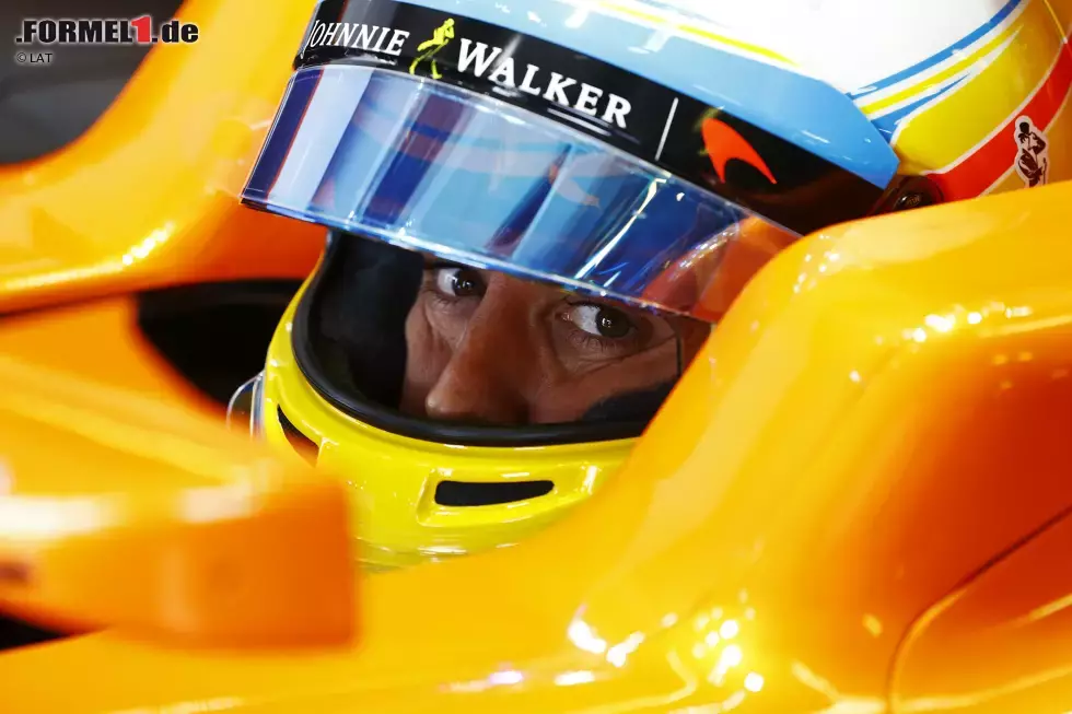 Foto zur News: Fernando Alonso (McLaren)