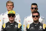 Foto zur News: Jolyon Palmer (Renault) und Nico Hülkenberg (Renault)