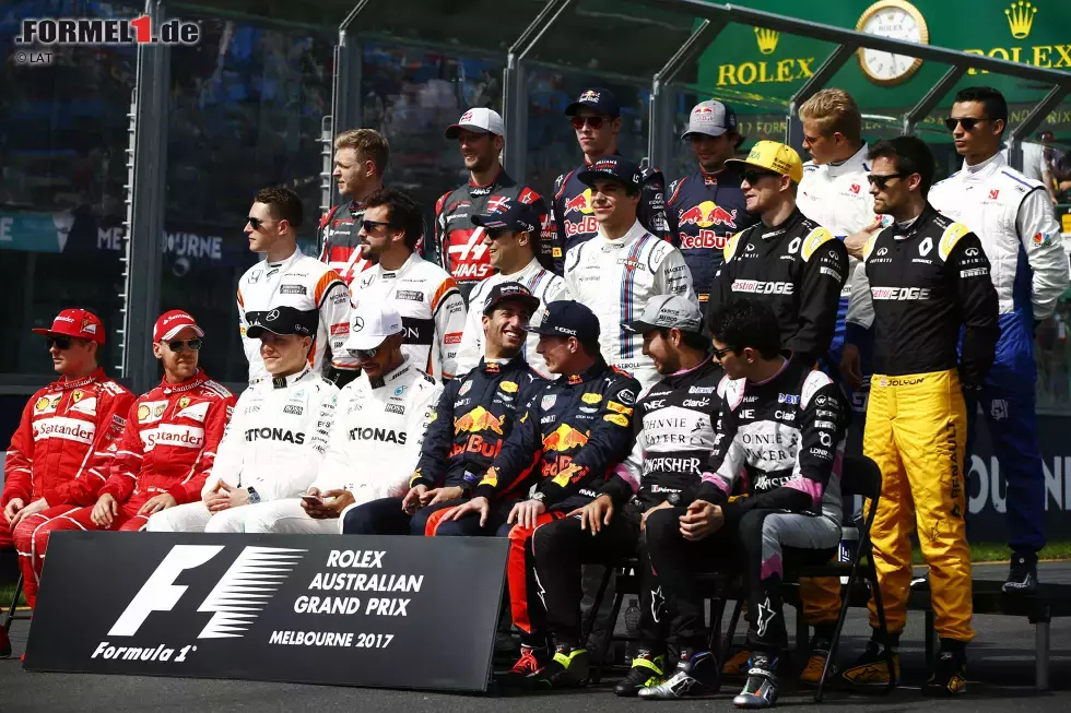 Foto zur News: Kimi Räikkönen (Ferrari), Sebastian Vettel (Ferrari), Valtteri Bottas (Mercedes), Lewis Hamilton (Mercedes), Daniel Ricciardo (Red Bull), Max Verstappen (Red Bull), Sergio Perez (Force India), Esteban Ocon (Force India), Stoffel Vandoorne (McLaren), Ferna