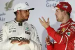 Foto zur News: Lewis Hamilton (Mercedes) und Sebastian Vettel (Ferrari)