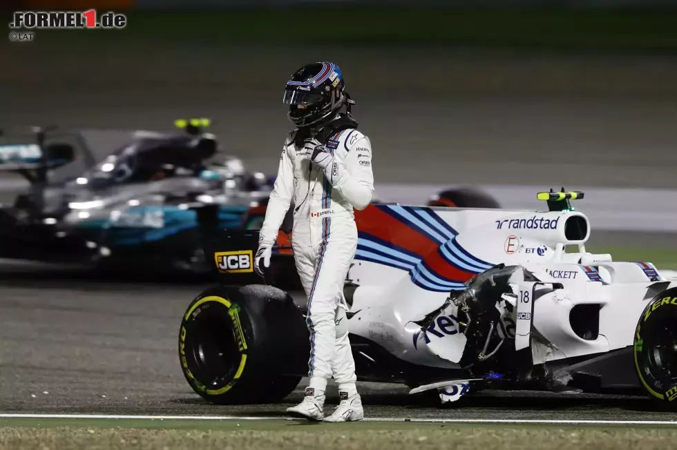 Foto zur News: Lance Stroll (Williams) und Valtteri Bottas (Mercedes)