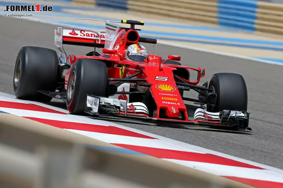 Foto zur News: Sebastian Vettel (Ferrari)