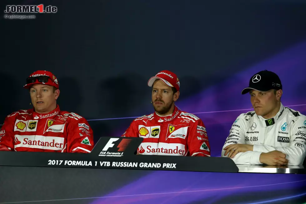 Foto zur News: Sebastian Vettel (Ferrari), Valtteri Bottas (Mercedes) und Kimi Räikkönen (Ferrari)