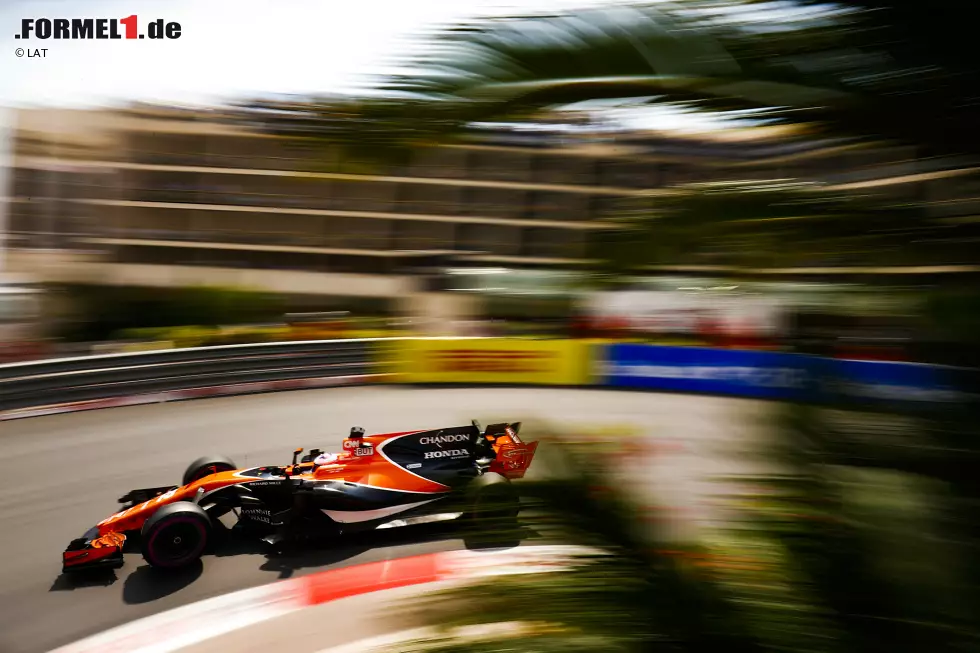 Foto zur News: Jenson Button (McLaren)