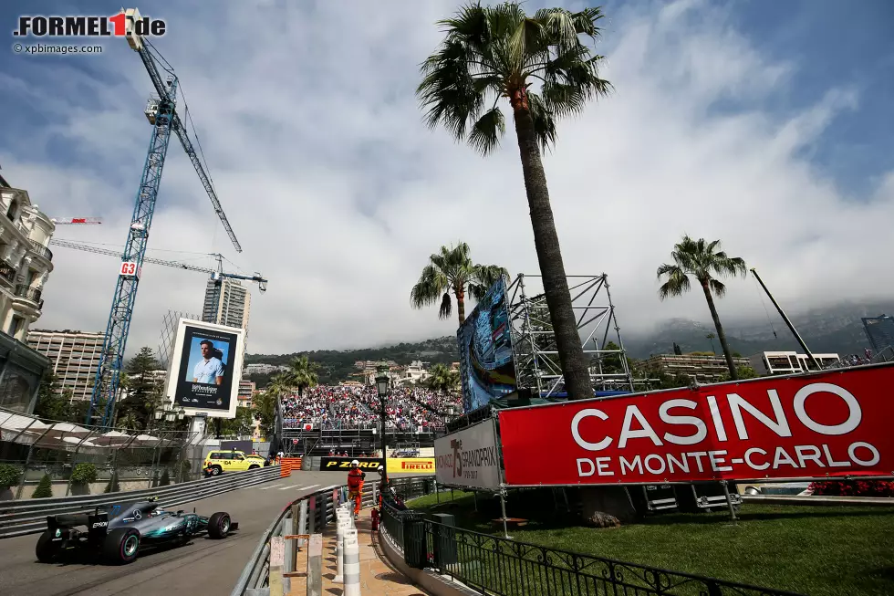 Foto zur News: Valtteri Bottas (Mercedes)