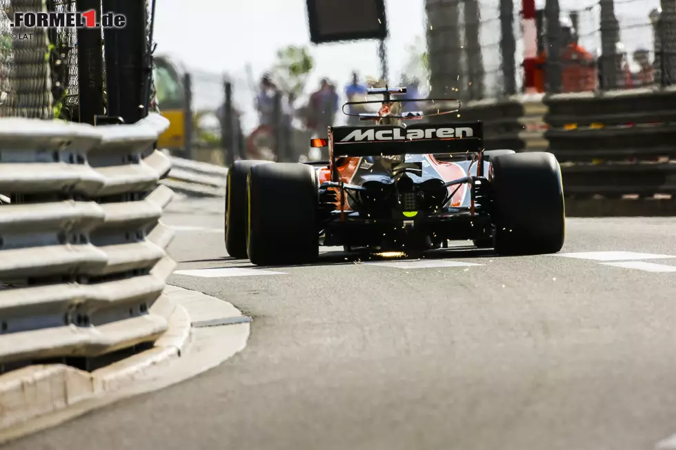 Foto zur News: Jenson Button (McLaren)