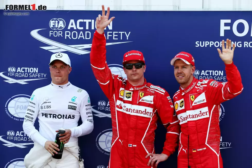 Foto zur News: Valtteri Bottas (Mercedes), Sebastian Vettel (Ferrari) und Kimi Räikkönen (Ferrari)