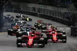 Foto zur News: Kimi Räikkönen (Ferrari), Sebastian Vettel (Ferrari) und Valtteri Bottas (Mercedes)