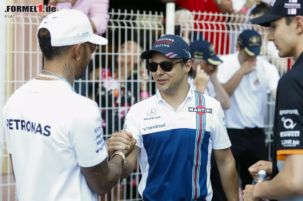 Foto zur News: Lewis Hamilton (Mercedes) und Felipe Massa (Williams)