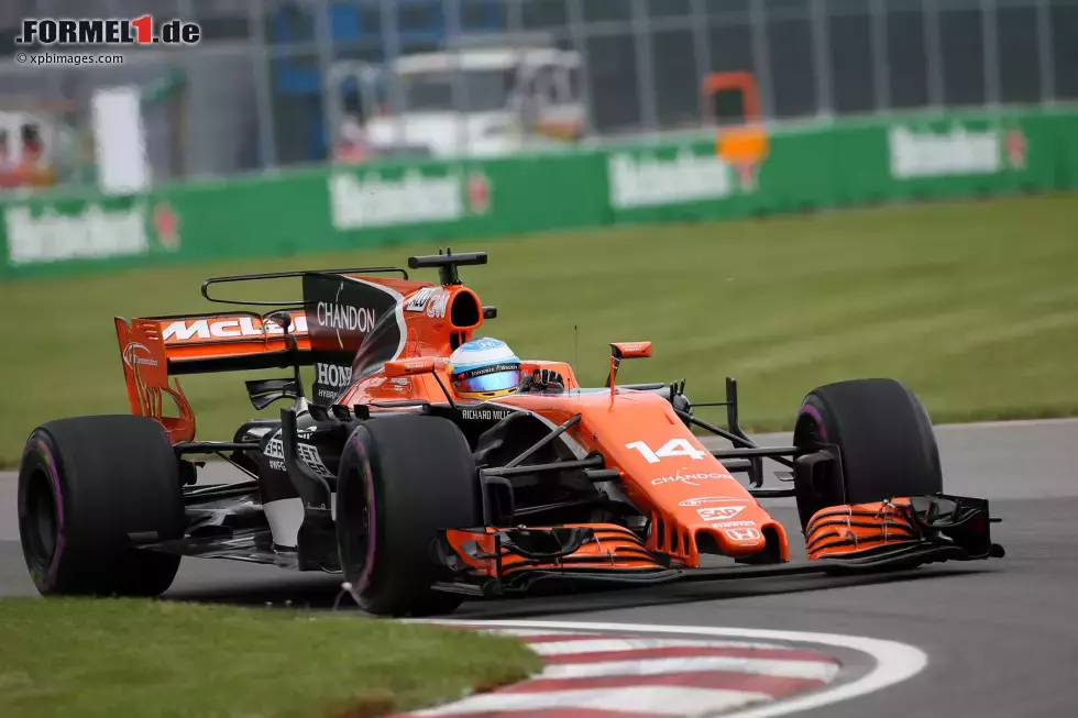 Foto zur News: Fernando Alonso (McLaren)