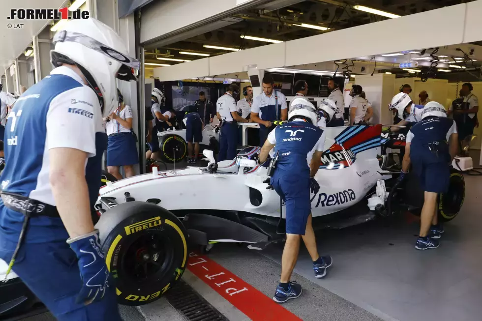 Foto zur News: Lance Stroll (Williams) und Felipe Massa (Williams)