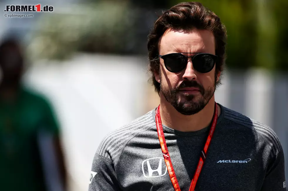 Foto zur News: Fernando Alonso (McLaren)