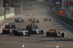 Foto zur News: Daniel Ricciardo (Red Bull), Lance Stroll (Williams), Felipe Massa (Williams) und Nico Hülkenberg (Renault)