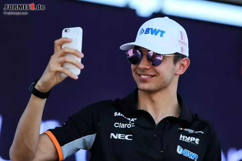 Foto zur News: Esteban Ocon (Force India)