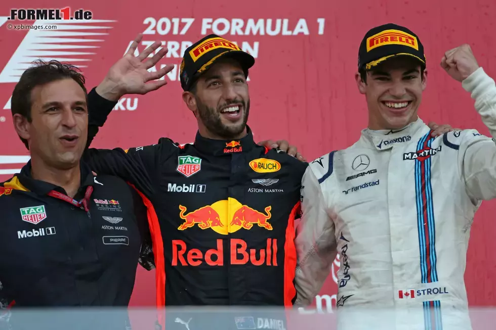 Foto zur News: Daniel Ricciardo (Red Bull) und Lance Stroll (Williams)