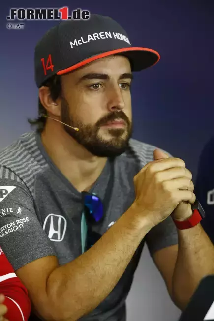 Foto zur News: Fernando Alonso (McLaren)