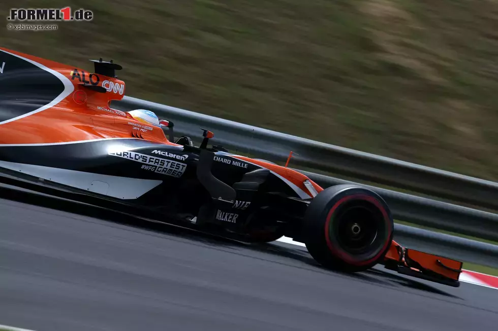 Foto zur News: Fernando Alonso (McLaren)