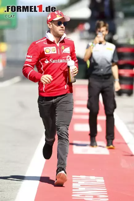 Foto zur News: Sebastian Vettel (Ferrari)