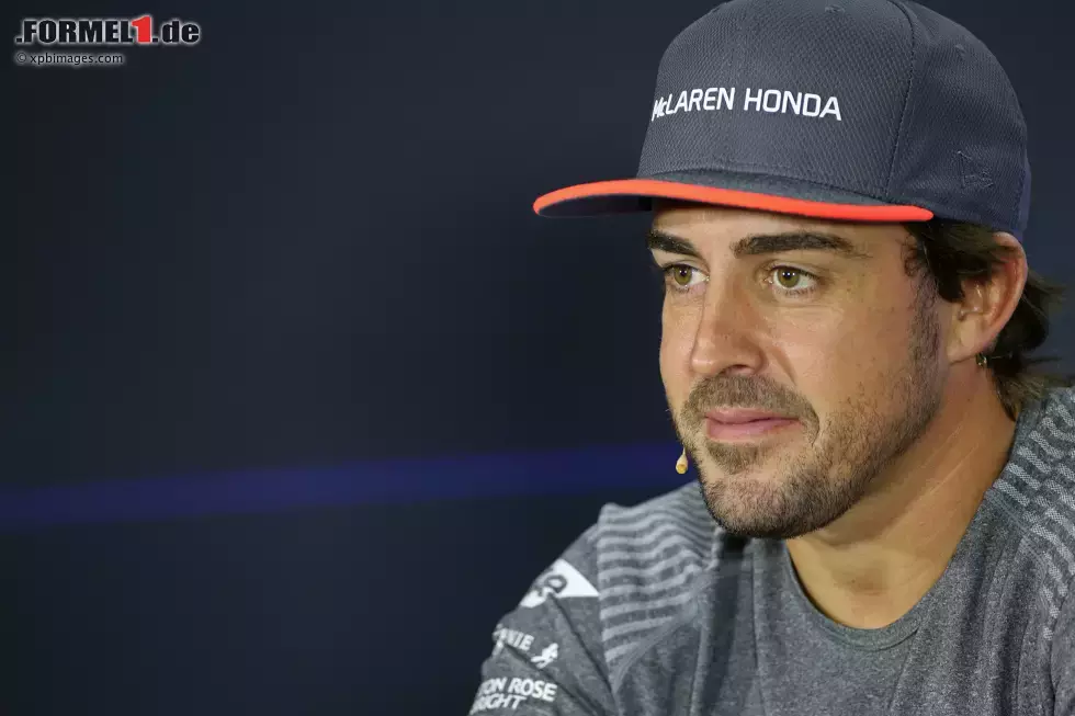 Foto zur News: Fernando Alonso (McLaren)