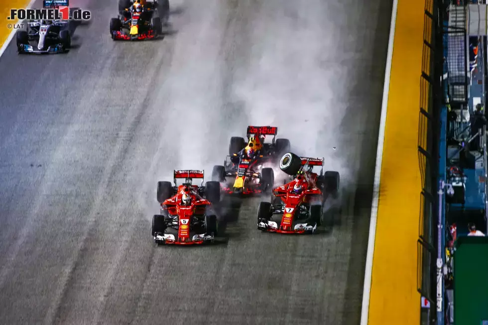 Foto zur News: Sebastian Vettel (Ferrari), Max Verstappen (Red Bull) und Kimi Räikkönen (Ferrari)