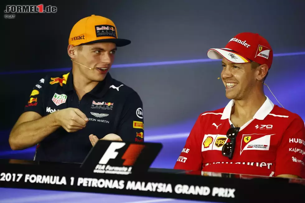 Foto zur News: Max Verstappen (Red Bull) und Sebastian Vettel (Ferrari)