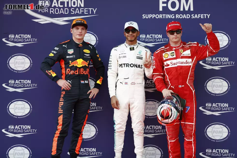 Foto zur News: Max Verstappen (Red Bull), Lewis Hamilton (Mercedes) und Kimi Räikkönen (Ferrari)