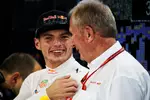 Foto zur News: Max Verstappen (Red Bull) und Helmut Marko