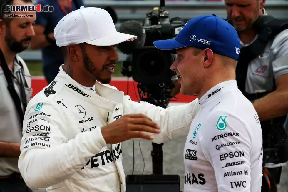 Foto zur News: Lewis Hamilton (Mercedes) und Valtteri Bottas (Mercedes)